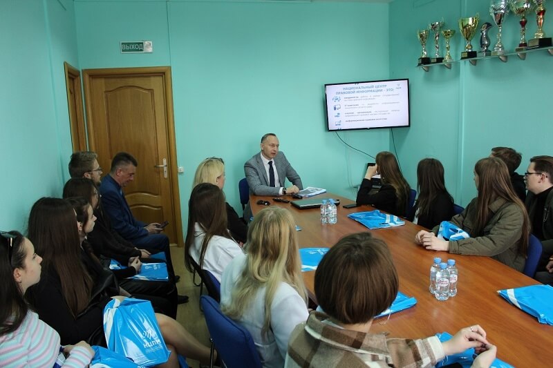 Будущие юристы на семинаре-практикуме в Минском филиале НЦПИ 