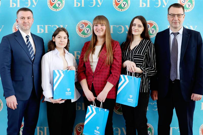 «Молодежь в науке и бизнесе – 2022» прошла в БГЭУ при поддержке НЦПИ