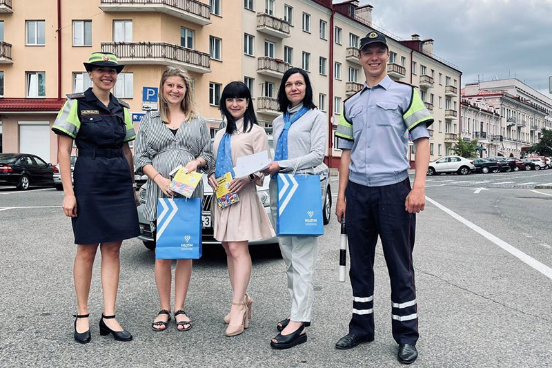 17 июня РЦПИ Гомельской области и ГАИ УВД Гомельского облисполкома организовали совместную акцию «Вместе за безопасность на дороге». 