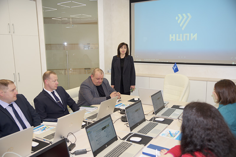 Директор РЦПИ Витебской области Лариса Дорогова рассказала слушателям о функционировании государственной системы правовой информации