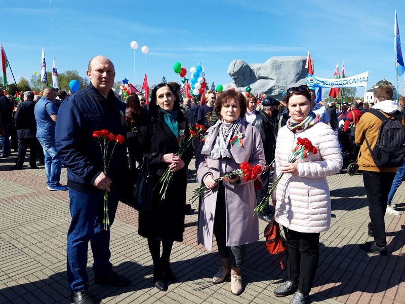 работники РЦПИ Брестской области приняли участие в возложении цветов к Вечному огню Мемориального комплекса «Брестская крепость – герой»